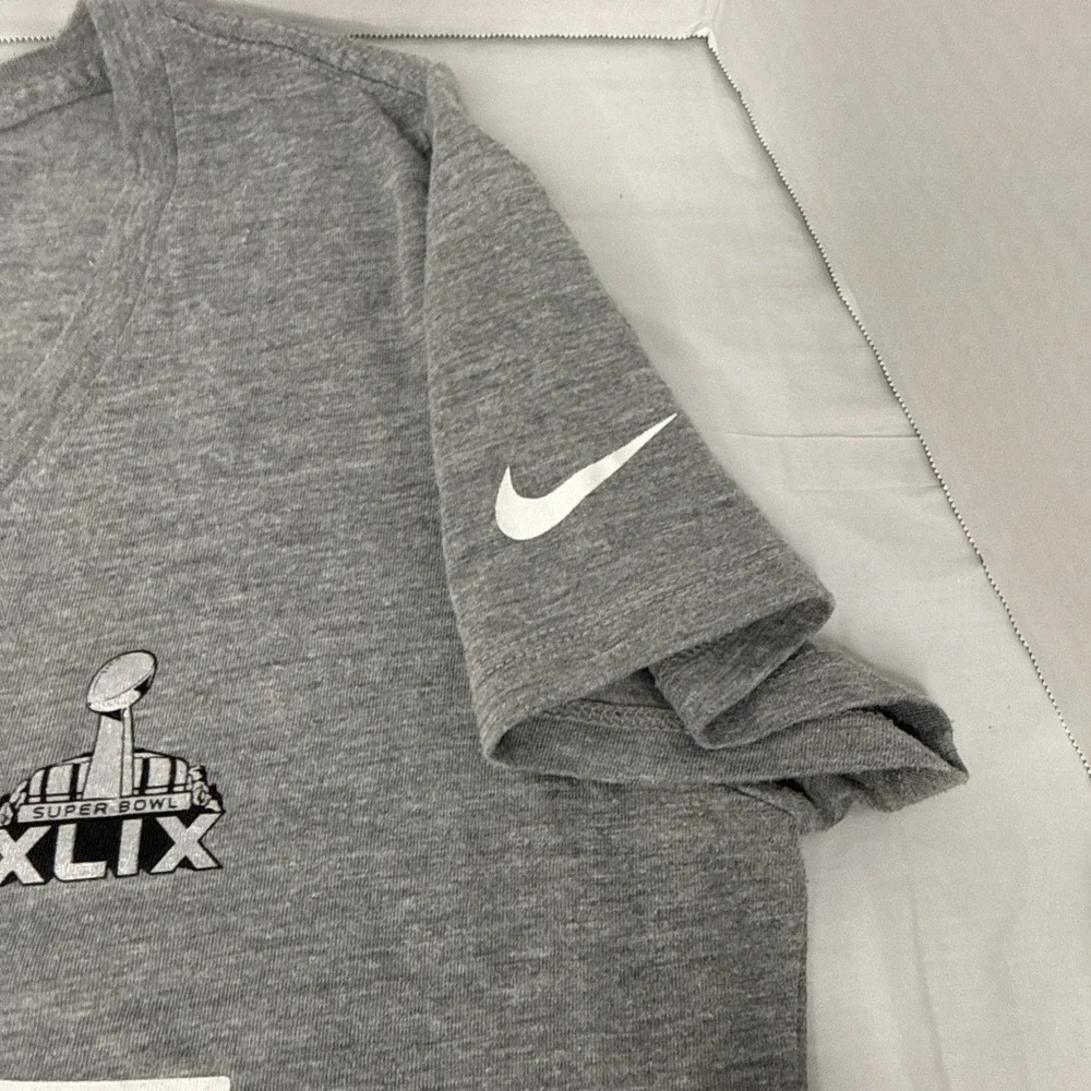 New‎ England Patriots Nike Super Bowl XLIX Champions T-shirt Women's Large Grey